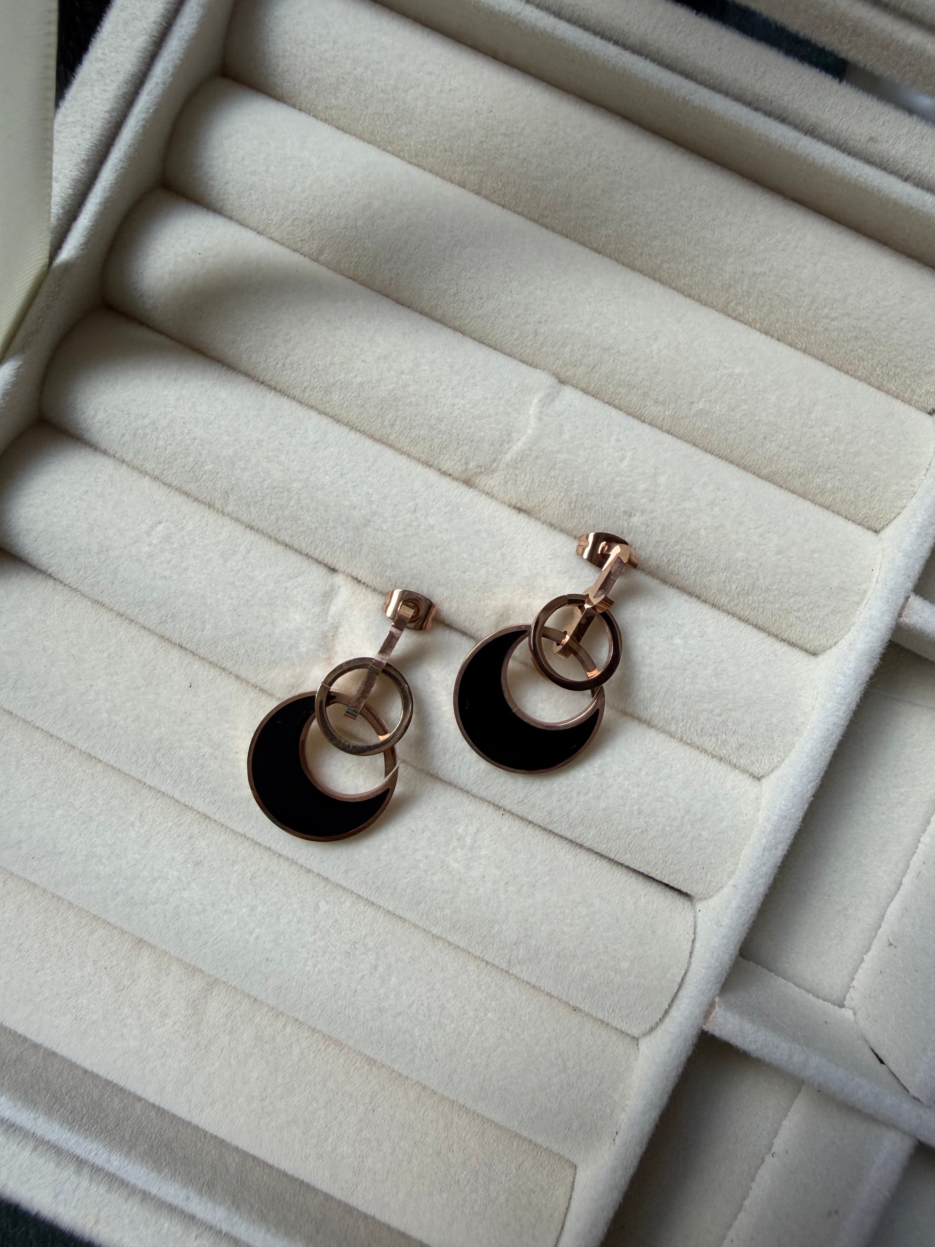 Royal Midnight Earrings
