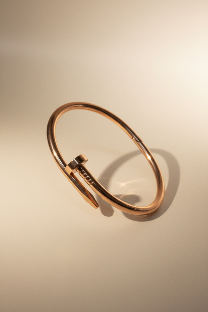 Classy Twist Bracelet