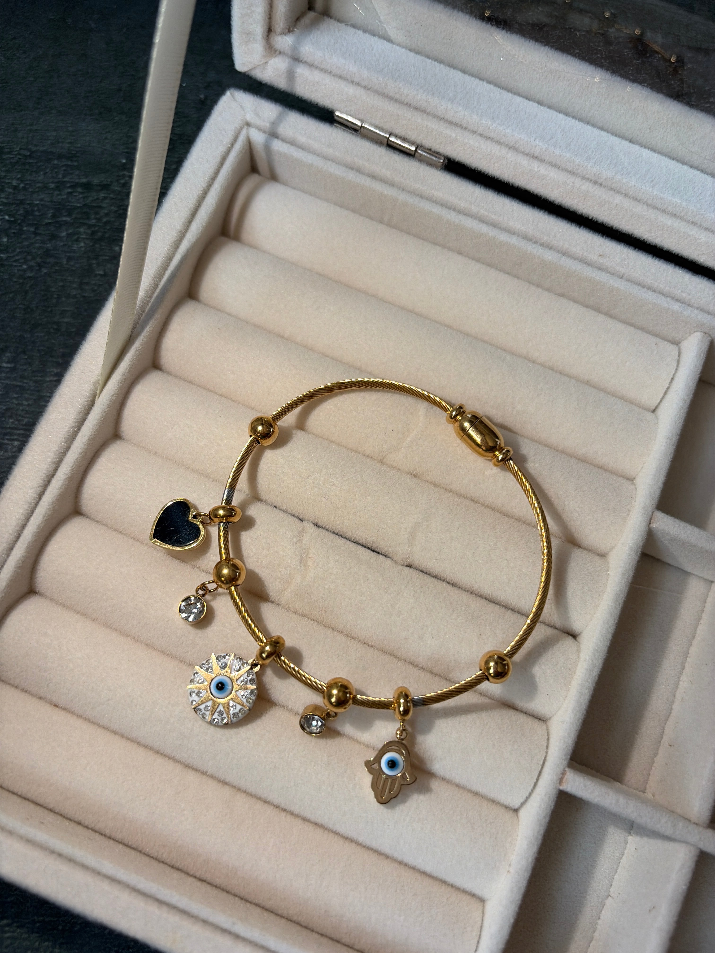 Lucky Eye Bracelet
