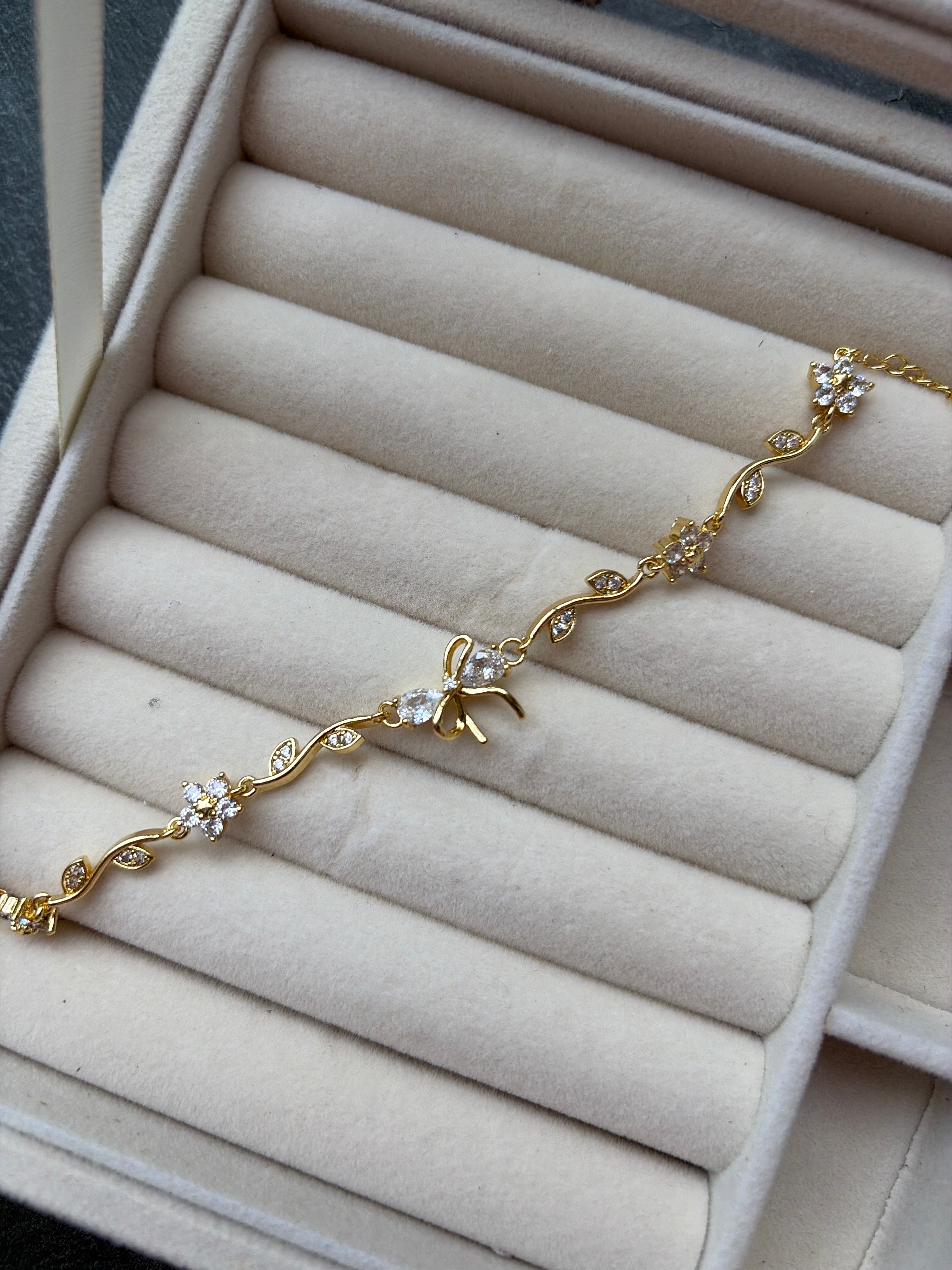 White Bow Bracelet