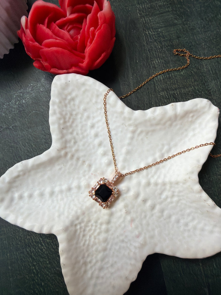 Black Glam Necklace