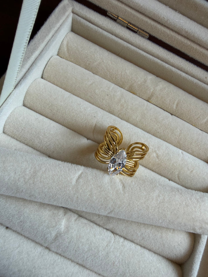 Crystal bow ring