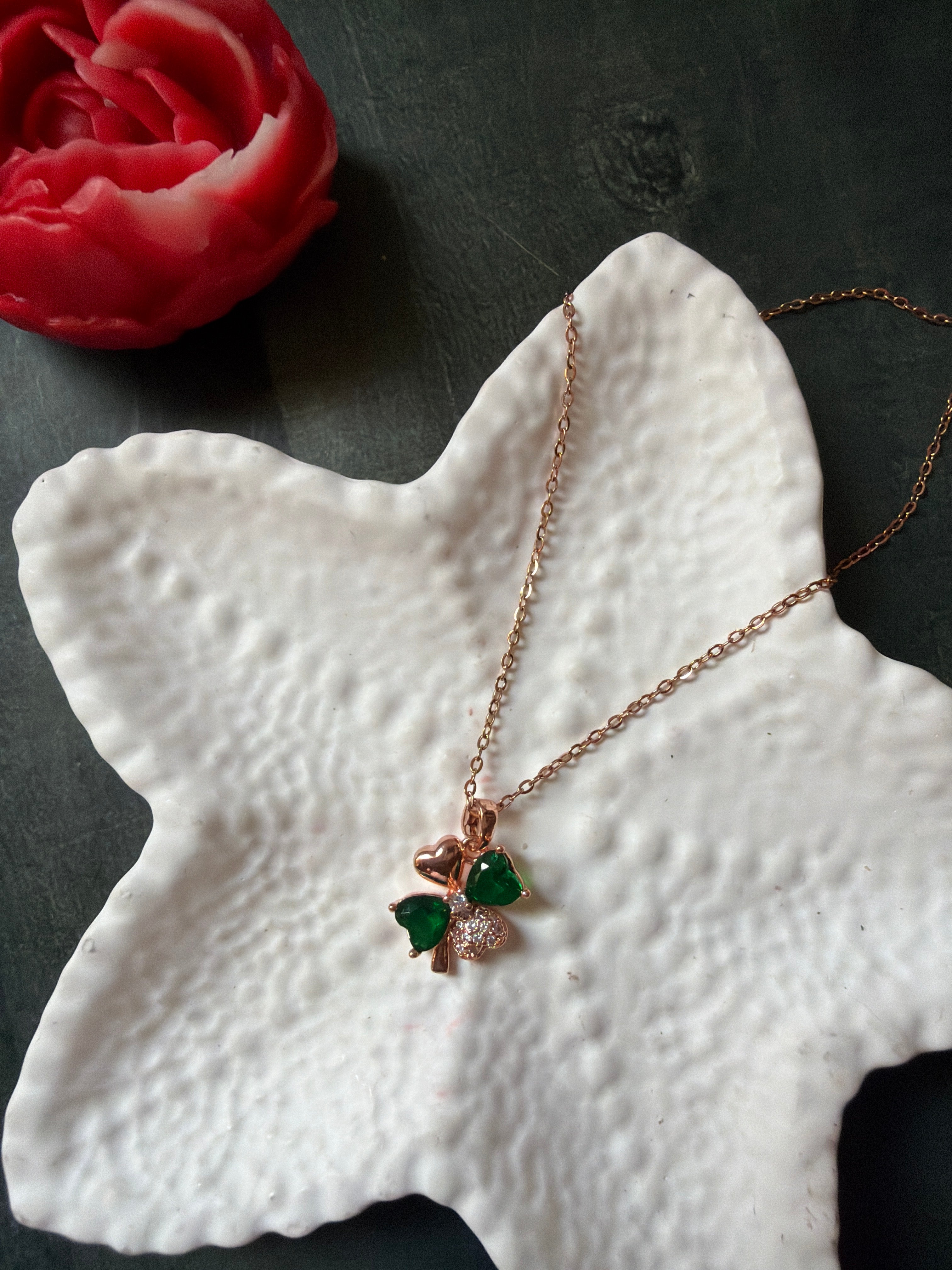 Pearl Floral Necklace
