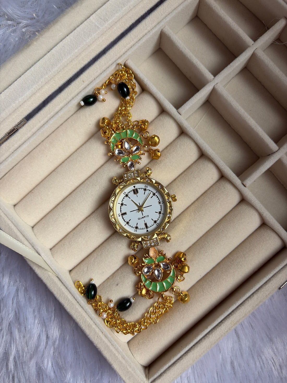 Noor Kashmiri Watch