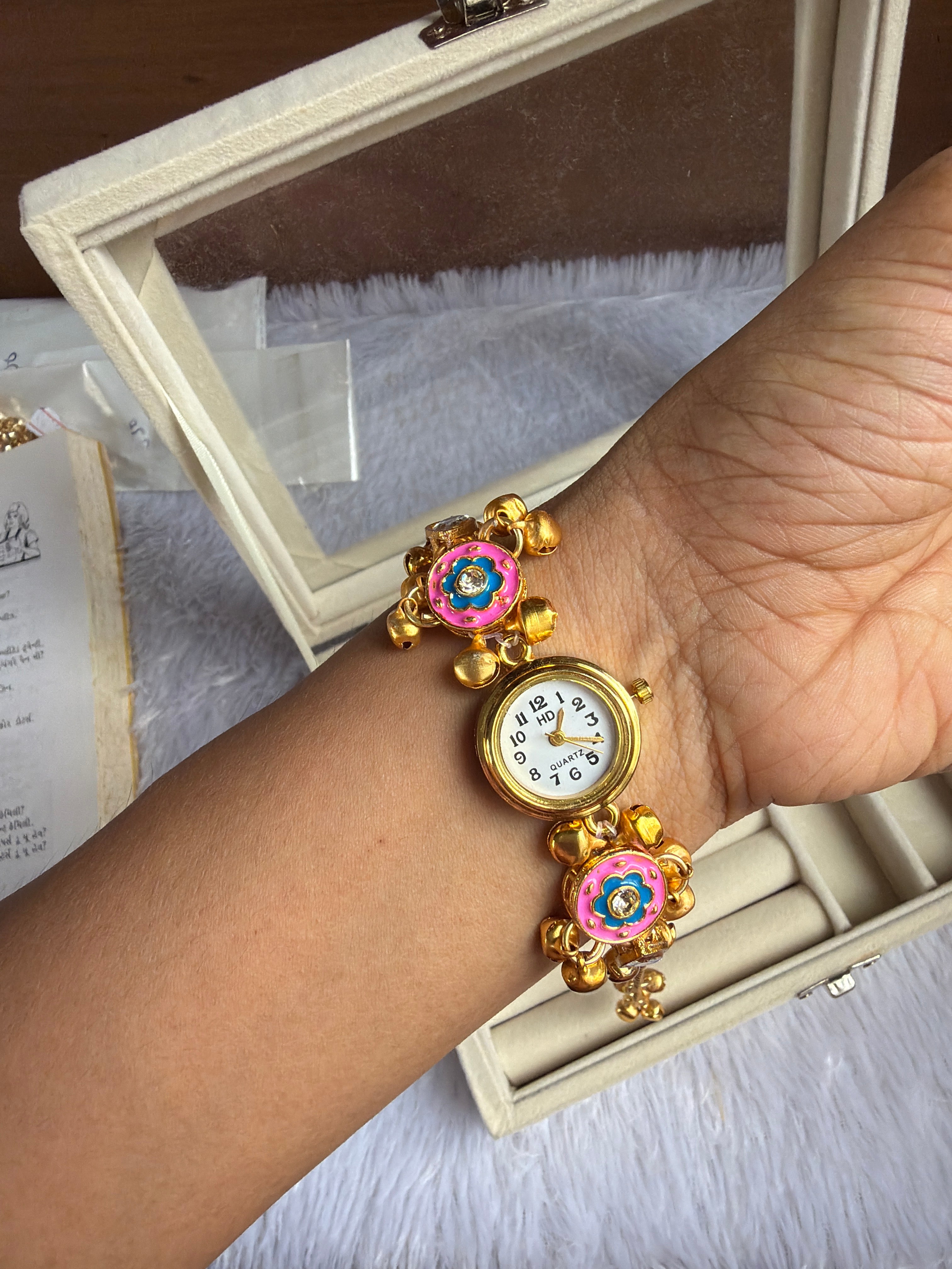 Ruhani Kashmiri Watch