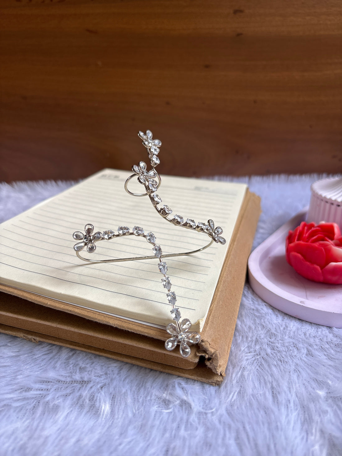 Royal Silver Palmcuff