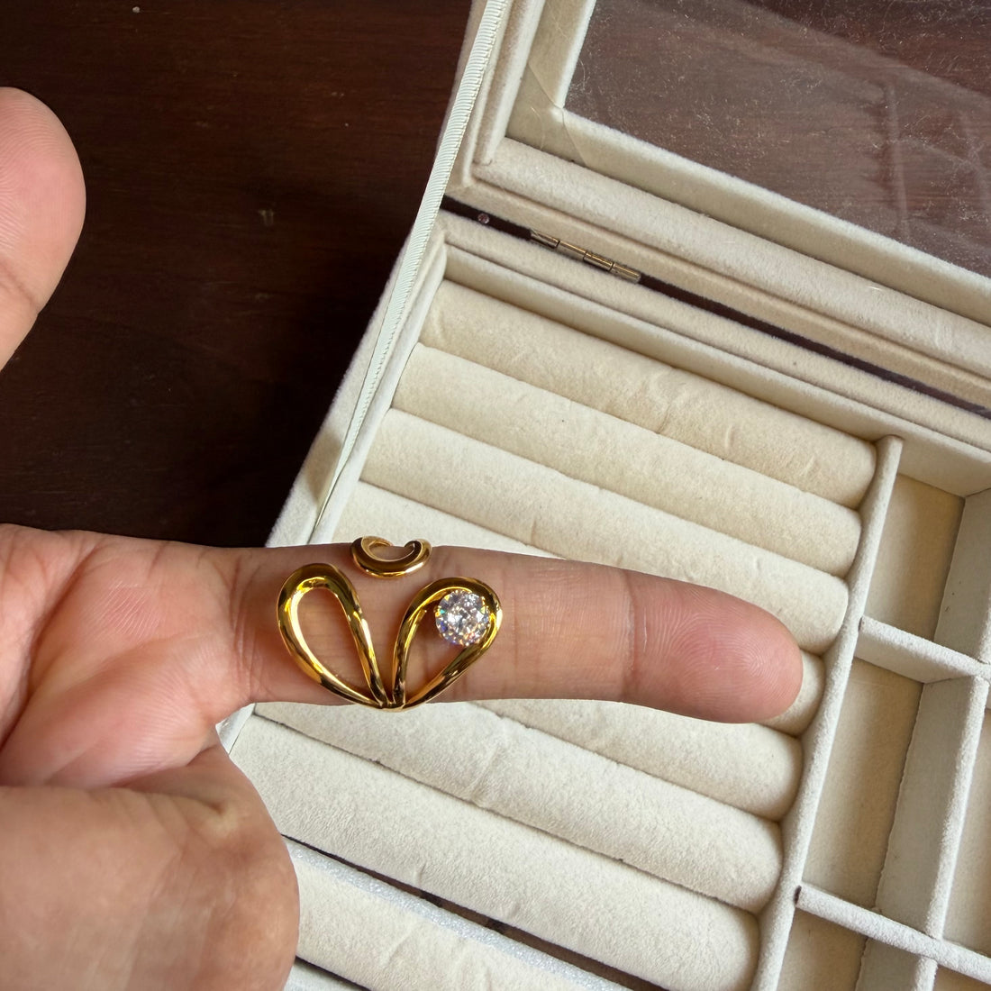 Heart whisper ring