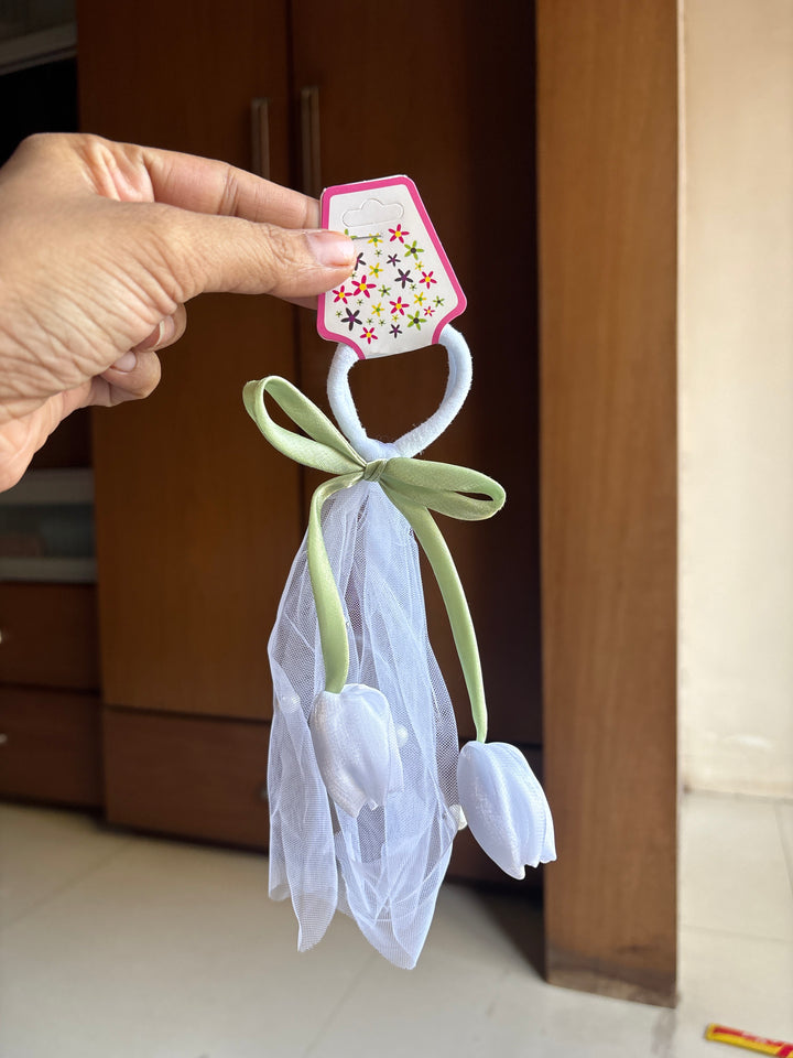 Tulip Bow Rubber Band White