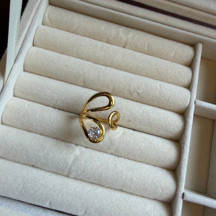 Heart whisper ring