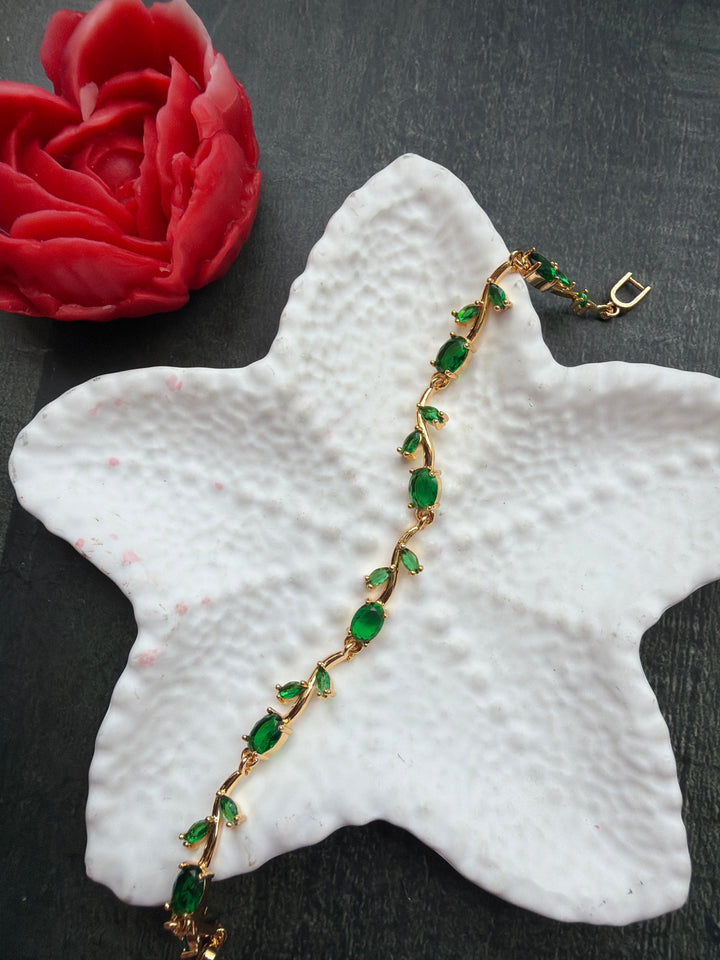 Green Tulip Bracelet