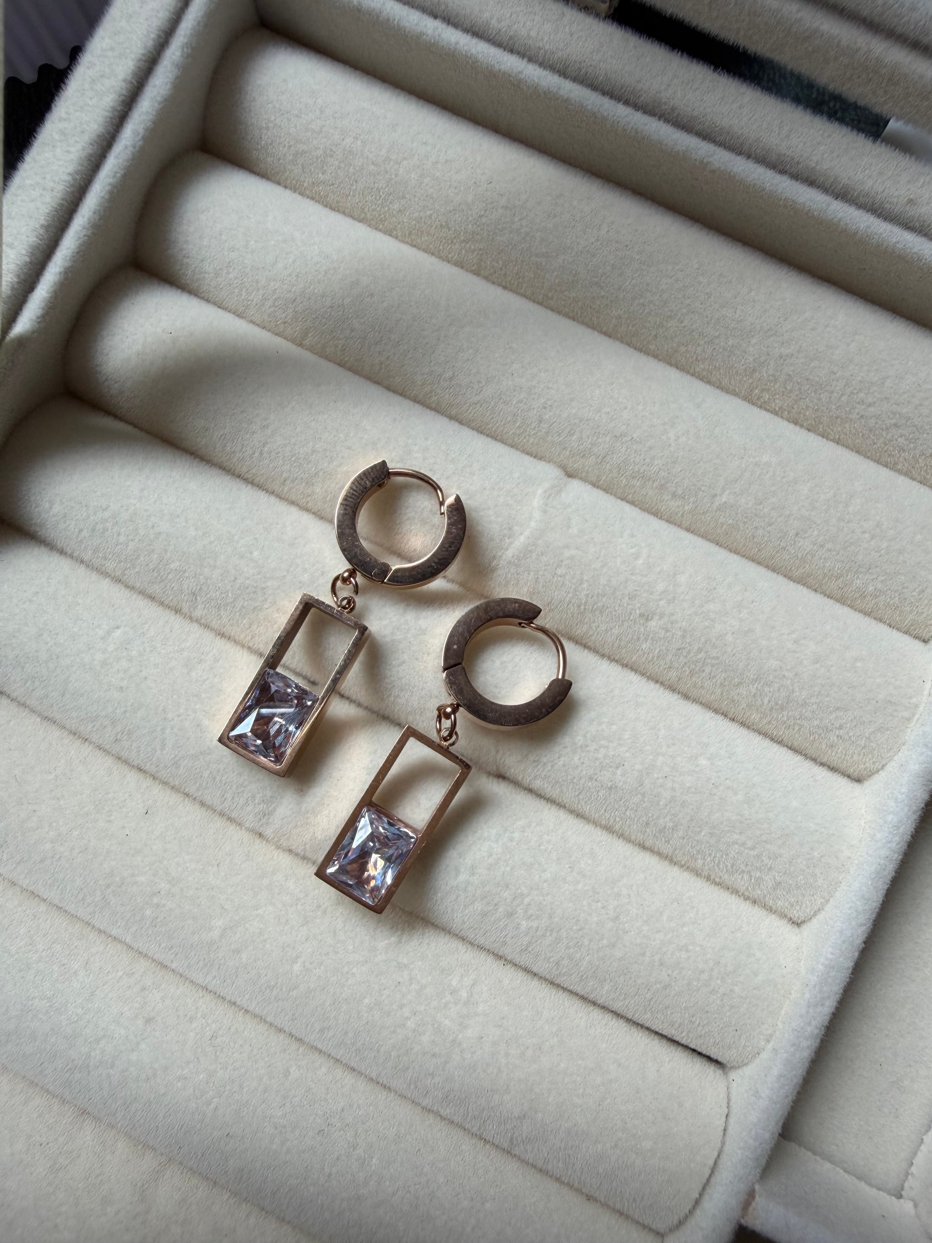 Royal Stone Earrings