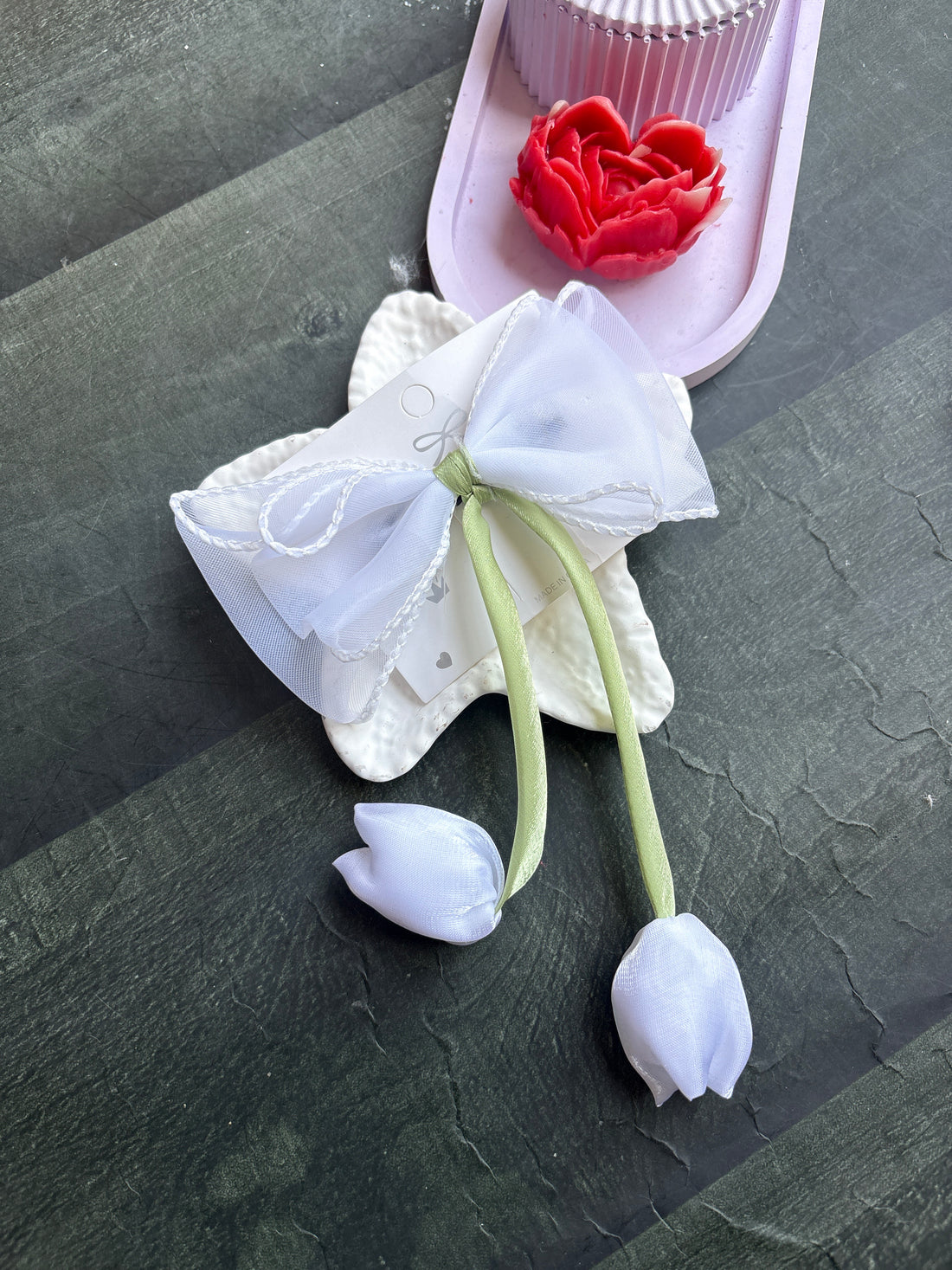 Tulip Bow Hair Clip White