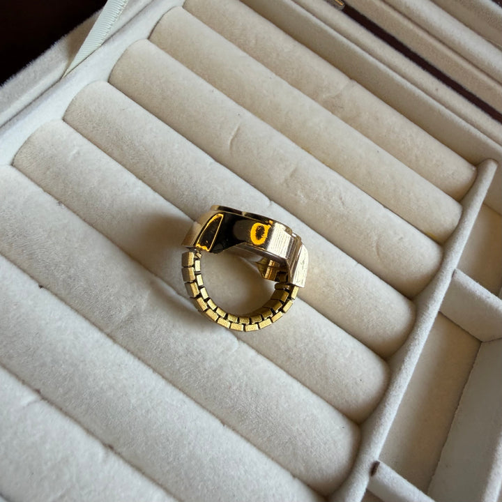 Bloom Ring Watch