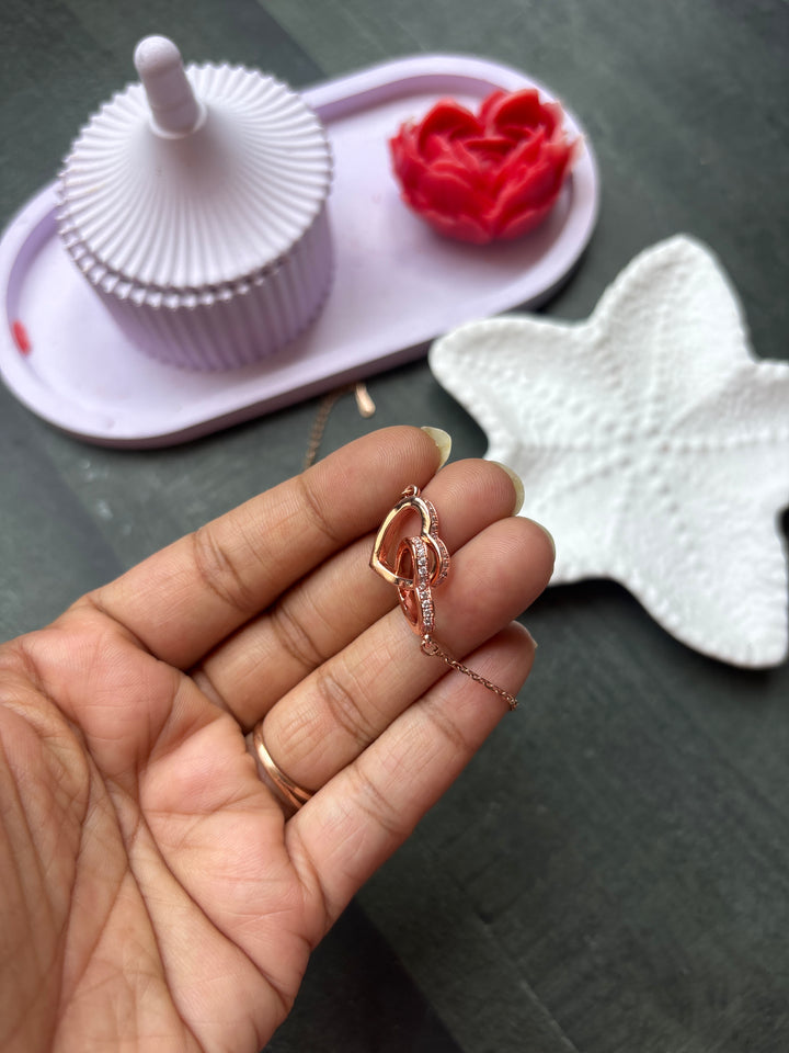 Heart Loop Necklace