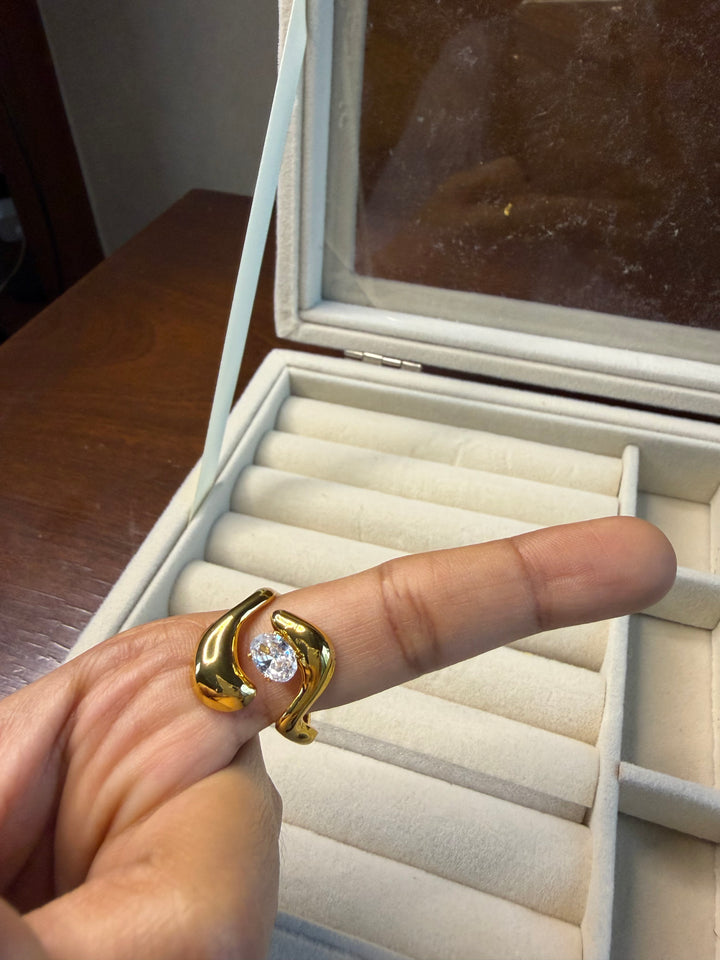 Luna Wrap Ring