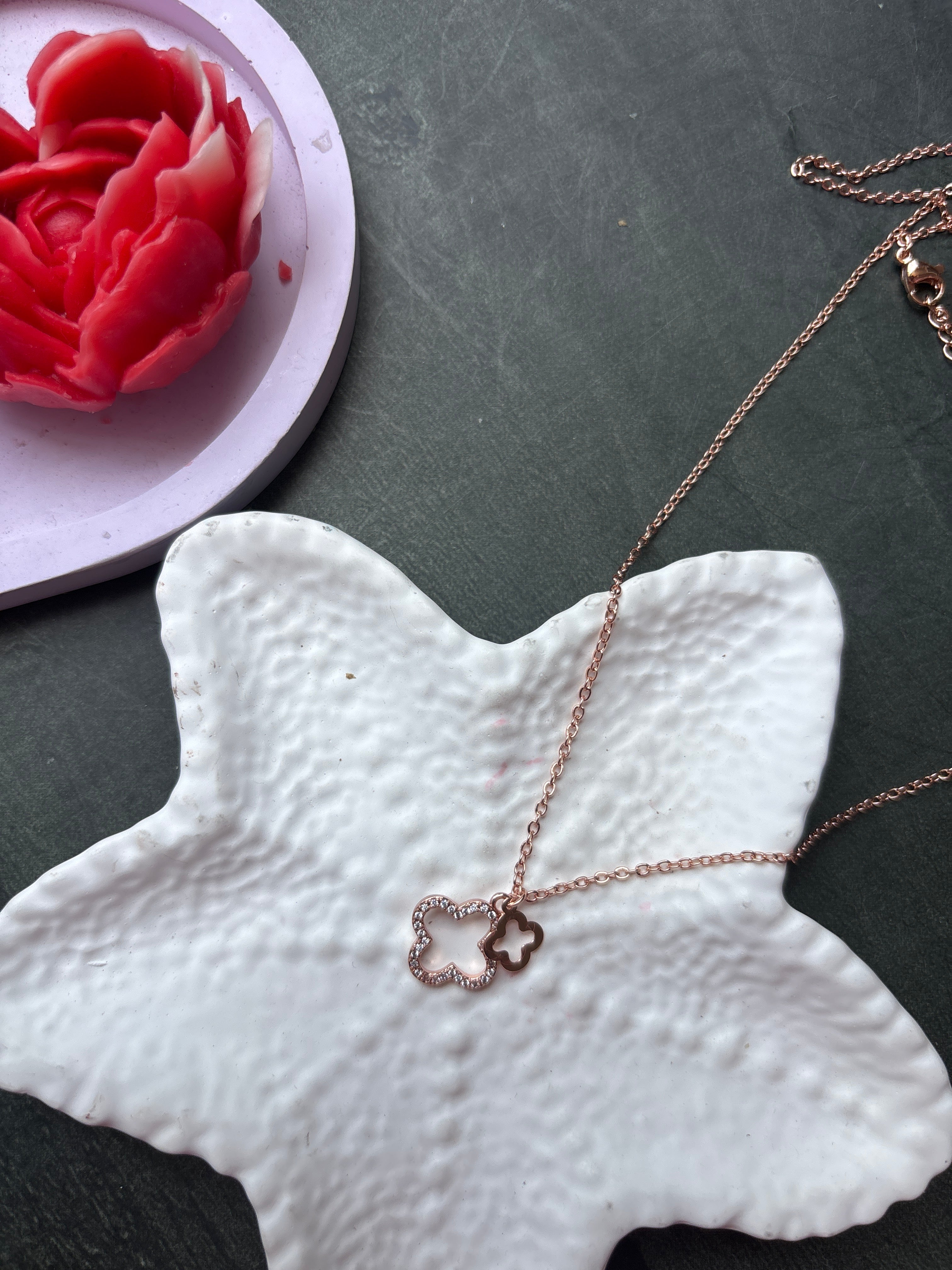 Flora Love Necklace