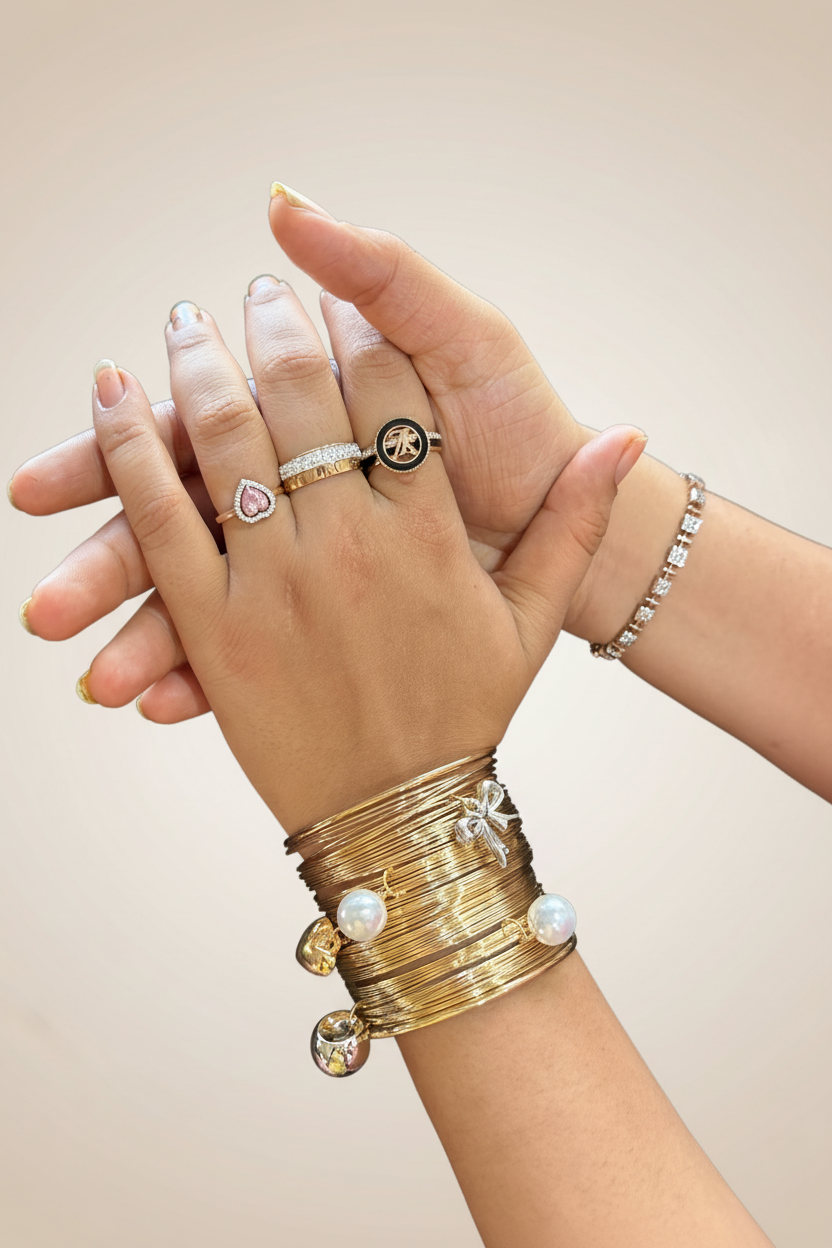 Luxury Gold Wire Charm Hand cuff