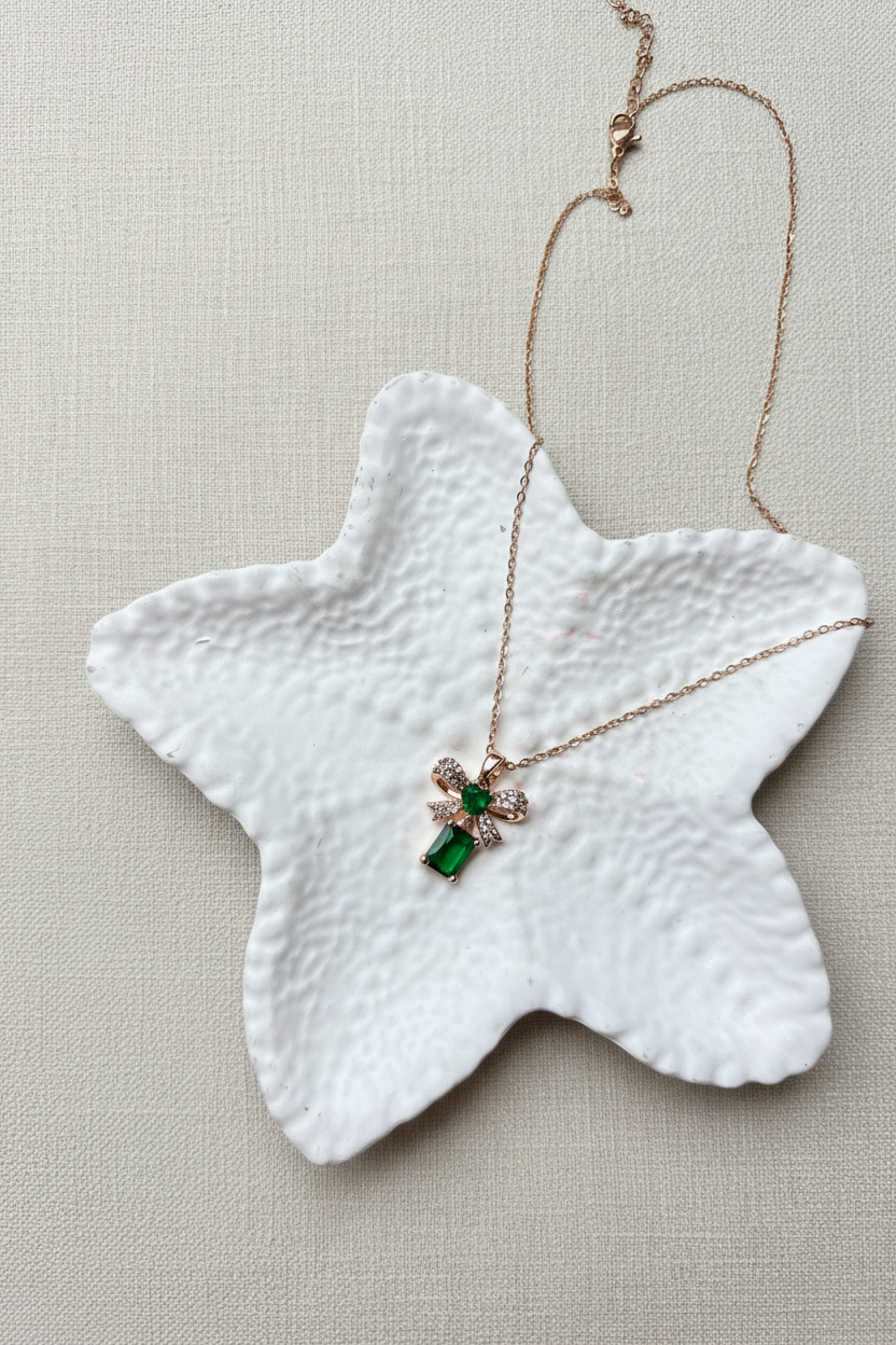 Bow Crystal Green Necklace