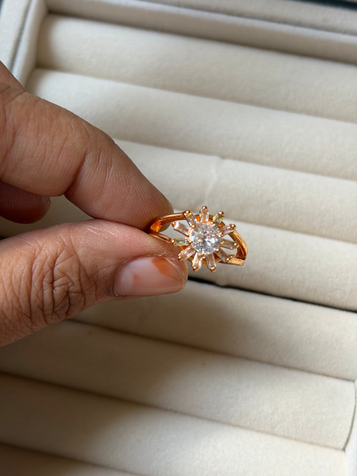 Classy Floral Ring