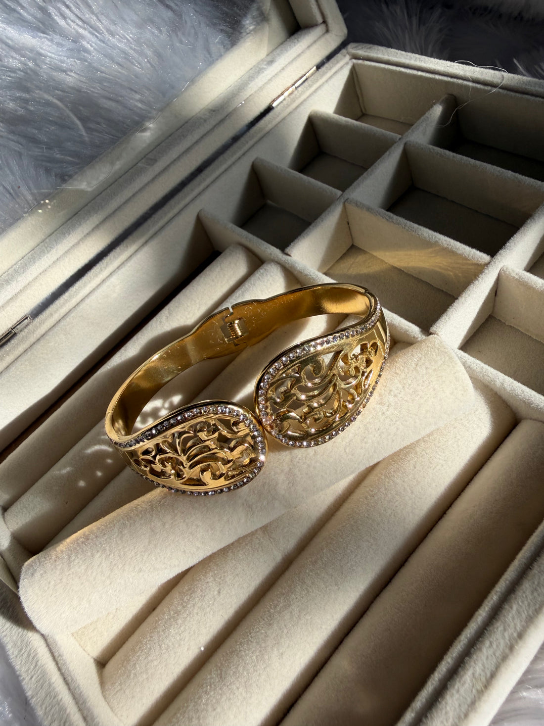 Diamond Golden Handcuff
