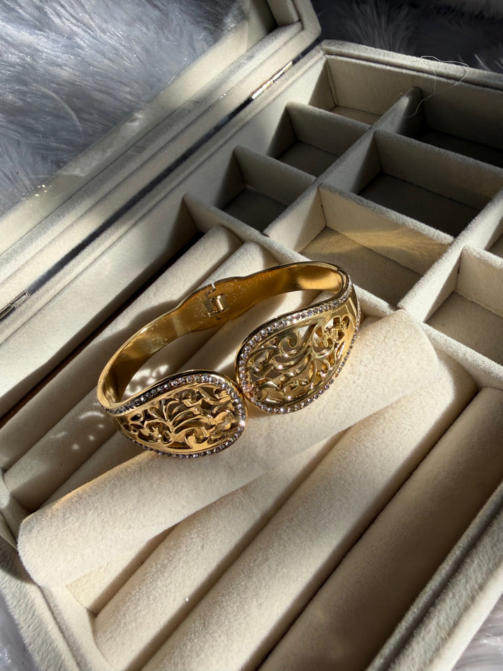 Diamond Golden Handcuff
